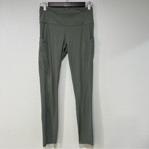 Lululemon Crop II 19” Grey Sage Women’s Size 6 Leggings Pockets Workout Gym Yoga